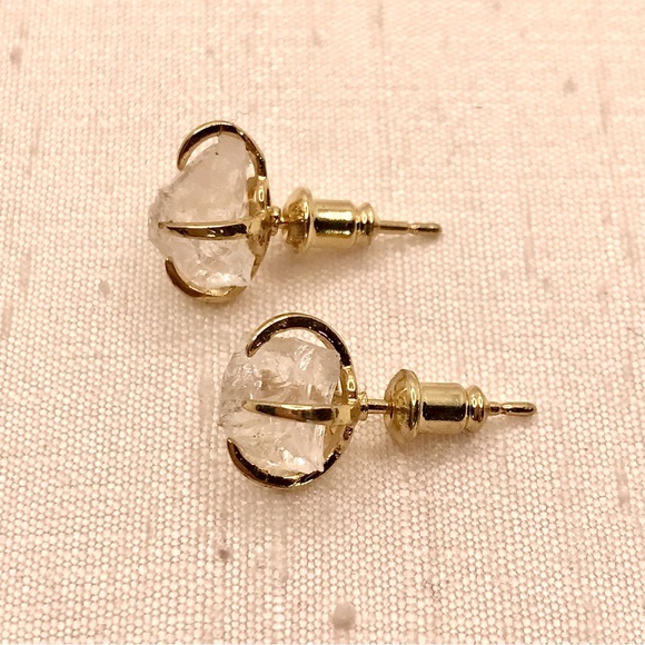 ✨Raw Quartz Crystal Stud Earrings✨ - Picture 4 of 7